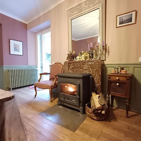 Maison Violette En Berry Aigurande Luaran gambar