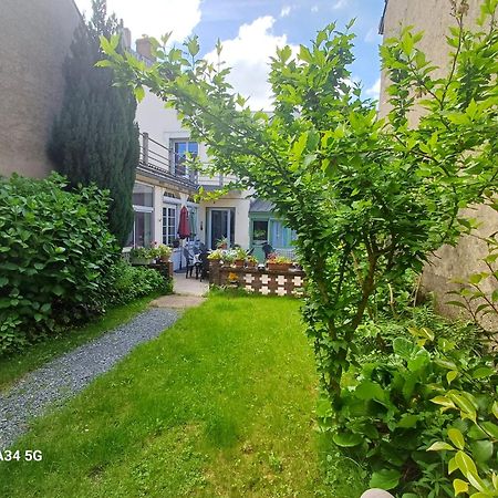 Maison Violette En Berry Aigurande Luaran gambar