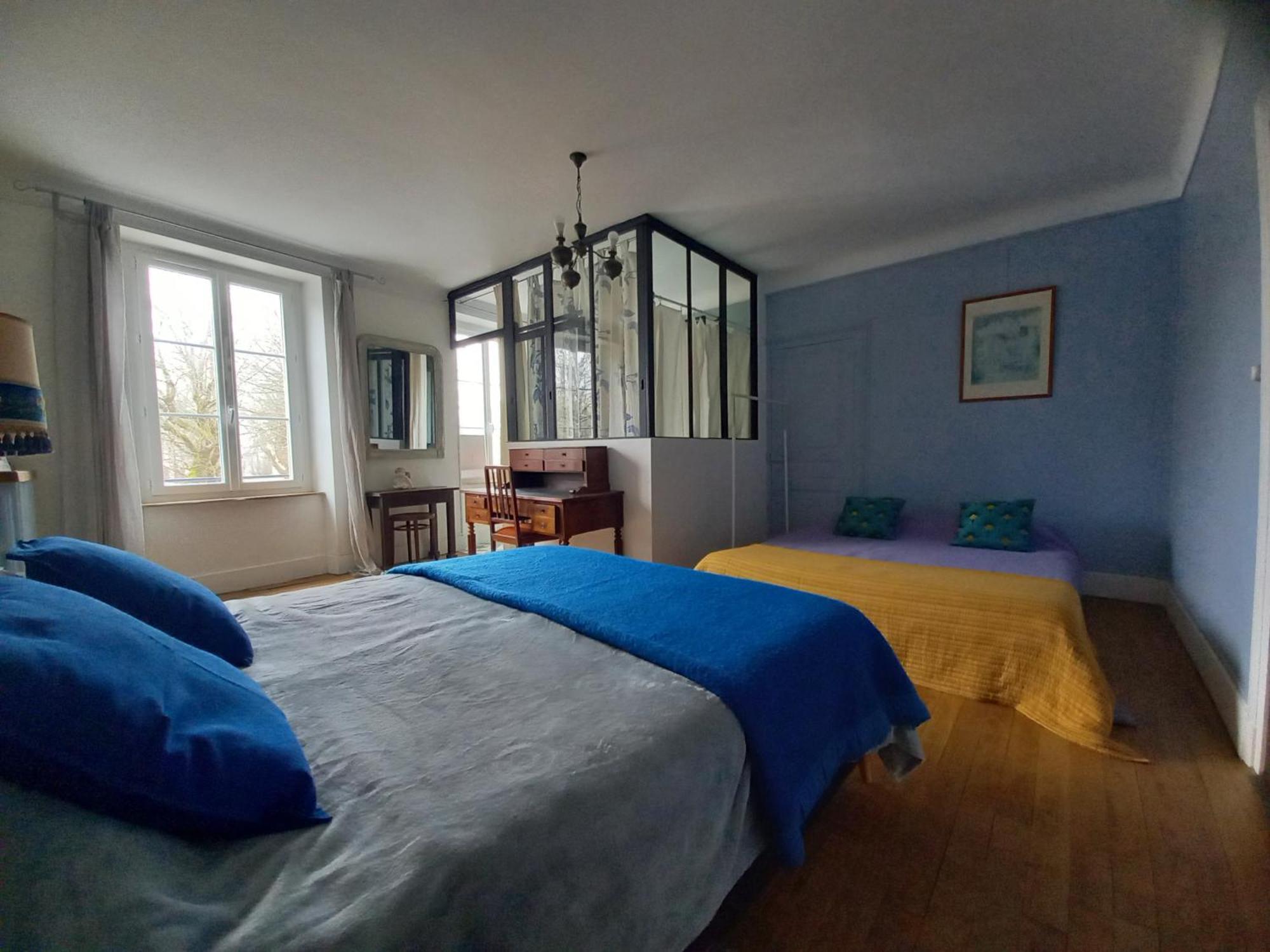 Maison Violette En Berry Aigurande Luaran gambar