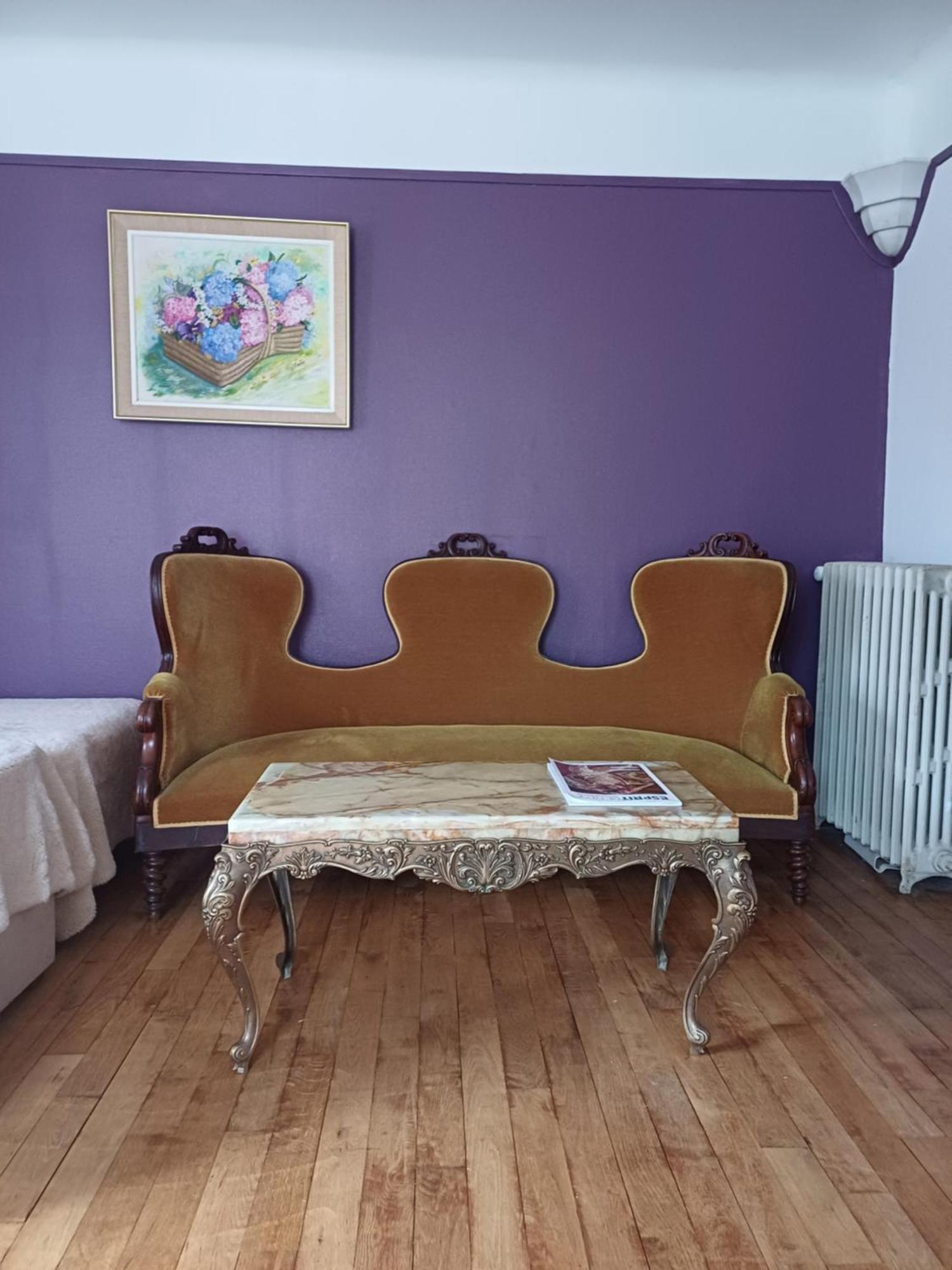 Maison Violette En Berry Aigurande Luaran gambar